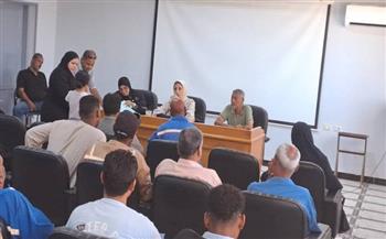  رئيس مدينة رأس غارب تعقد لقاءً جماهيريًا مع عدد من أهالي المدينة للاستماع إلى طلباتهم وشكاواهم 