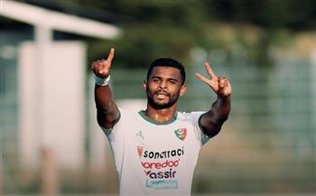 مولودية الجزائر يتفوق على الهلال السعودي بثنائية نظيفة وديًا