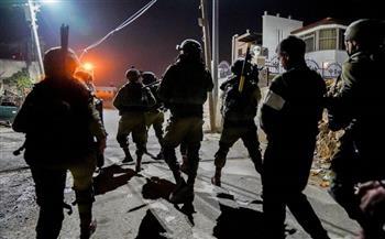 إصابات واعتقالات خلال تصدي فلسطينيين لهجوم مستوطنين في محيط الخان الأحمر شرق القدس