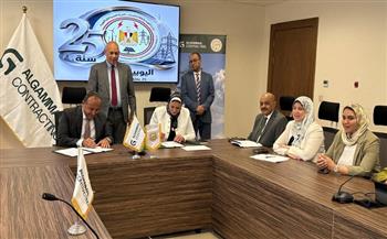 "نقل الكهرباء" توقع عقدًا جديدًا لتنفيذ خطوط نقل بقدرة 500 كيلوفولت لتفريغ طاقات الرياح بخليج السويس