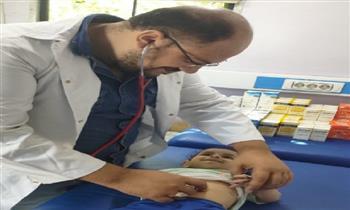 ضمن مبادرة "أطفال أصحاء".. الكشف على ٨٣١ طفل خلال قافلة طبية مجانية بقرية أبو صالح بكفر الدوار