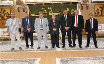 رئيس جامعة قنا: نحرص على توسيع نطاق التعاون مع المؤسسات المصرفية الوطنية