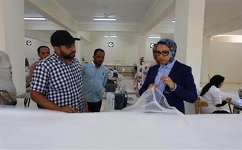 محافظ الوادي الجديد: مصنع شكائر "الزماط" إضافة قوية لدعم المزارعين وتوطين الصناعات الصغيرة 