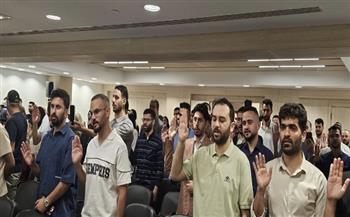 سفارة فلسطين تسلّم 221 من خريجي الطب وطب الأسنان من أبناء غزة في مصر شهادات مزاولة المهنة