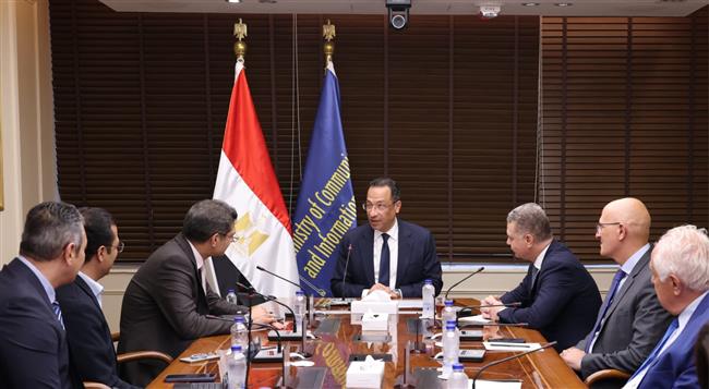 وزير الاتصالات: مصر تمضي بخطى متسارعة نحو ترسيخ مكانتها كمركز عالمي لتصدير الخدمات الرقمية
