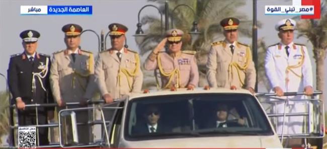 الرئيس السيسي يتفقد مقر القيادة الاستراتيجية في العاصمة الجديدة