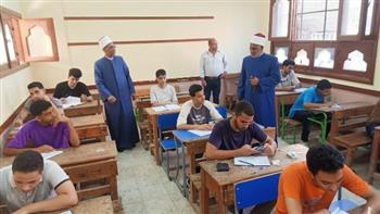 انتظام امتحان الرياضيات التطبيقية للقسم العلمي بالثانوية الأزهرية وسط أجواء مستقرة   