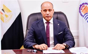 تموين قنا: ضبط أمين مخزن لتصرفه في 5 أطنان من السكر التمويني السائب   