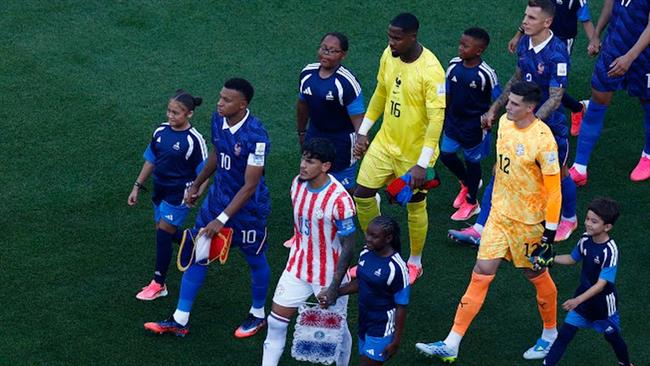 كأس العالم 2026.. انطلاق مباراة فرنسا وباراجواي في دور الـ16
