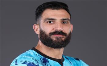 المصري يجدد تعاقده مع حارسه عصام ثروت لموسم واحد  