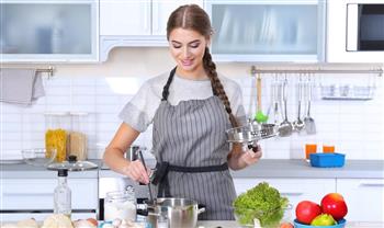 صدق أو لا.. الطبخ يدعم صحتك النفسية