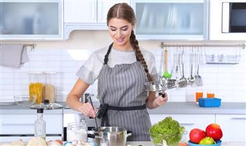 صدق أو لا.. الطبخ يدعم صحتك النفسية