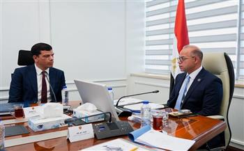  وزير الاستثمار يلتقي مؤسس شركة EVRAID دعمًا للشركات الناشئة لتوطن تكنولوجيا المركبات الكهربائية