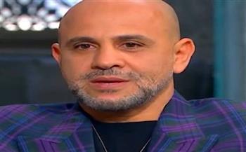 عزيز الشافعي: طلبت من أنغام تغيير طريقتها.. و"بحرية" تسببت في أسوأ أيام حياتي