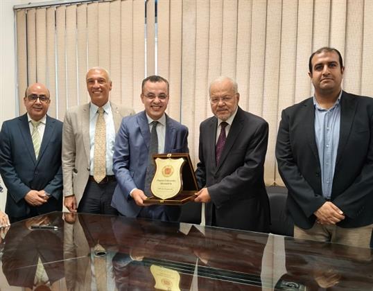 من القاهرة إلى الإسكندرية.. "القومي للترجمة" وجامعة فاروس يوقعان بروتوكولًا لتمكين شباب المترجمين