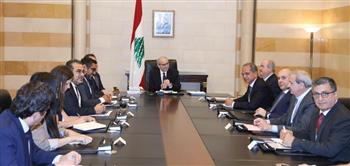 رئيس وزراء لبنان يدين أحداث دمشق ويبحث إصلاحات قطاع الكهرباء مع البنك الدولي