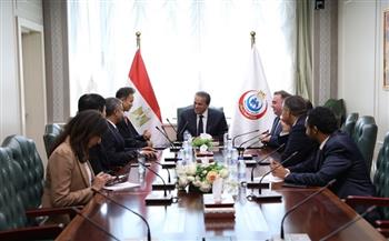 وزير الصحة يبحث مع شركة سامسونج للإلكترونيات في مصر تعزيز التعاون في دعم التدريب الطبي والتحول الرقمي