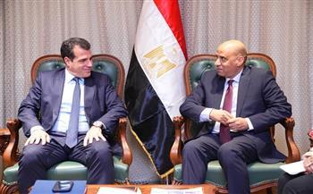 وزير العمل يبحث مع نظيره اليوناني تعزيز التعاون في تشغيل العمالة المصرية