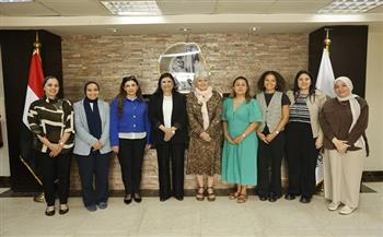 القومي للمرأة يستقبل السفيرة الفرنسية المعنية بحقوق الإنسان للتعرف على جهود مصر في مجال دعم المرأة