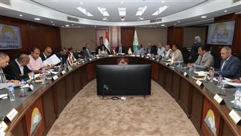 محافظ الجيزة يتابع مشروعات الطرق والخدمات بالطالبية والعمرانية ويكلف بحلول عاجلة للاختناقات المرورية