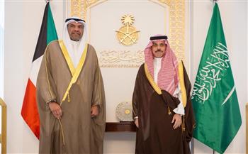 وزيرا خارجية الكويت والسعودية يبحثان آخر التطورات بالمنطقة والجهود المبذولة لخفض التصعيد