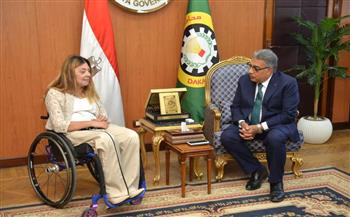 محافظ الدقهلية يستقبل المشرف العام على قومي الإعاقة ويشيد بدور المجلس في اكتشاف المواهب ودعم الدمج الثقافي