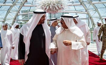 أمير الكويت ورئيس الإمارات يؤكدان دعم كافة المبادرات والمساعي والجهود الهادفة لإرساء السلام 