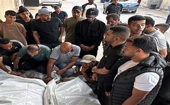 استشهاد فلسطيني وإصابة آخرين إثر قصف الاحتلال الإسرائيلي مركبة غرب غزة