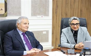 محافظ الوادي الجديد ومدير "مكتبات مصر العامة" يوقعان بروتوكول إنشاء فرع مكتبة مصر العامة بالداخلة