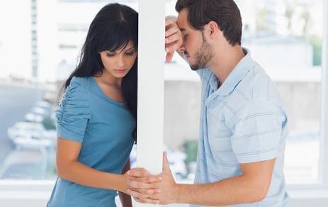 هل تعانين التعلق المرضي في الحب؟.. إليكِ الأسباب والعلاج