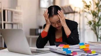 هل عقلك لا يتوقف عن التفكير؟.. 8 عادات يومية تمنحك راحة ذهنية