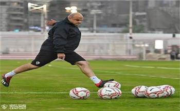 أيمن طاهر مدربًا لحراس مرمى الزمالك بجهاز معتمد جمال  