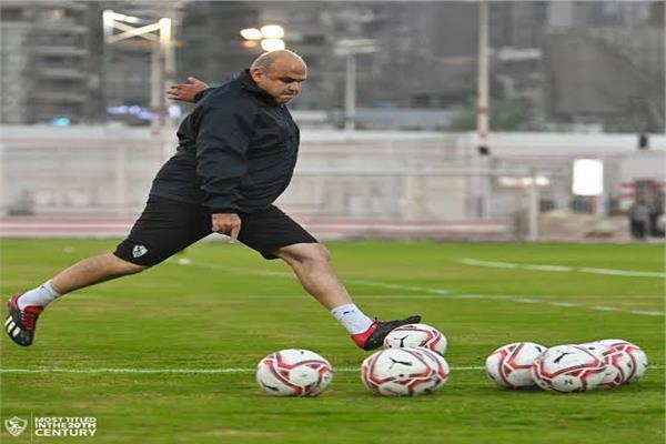 أيمن طاهر مدربًا لحراس مرمى الزمالك بجهاز معتمد جمال    