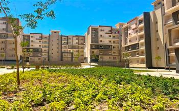 وزيرة الإسكان تتابع موقف تنفيذ المشروعات وملفات العمل بمدينتي حدائق أكتوبر و٦ أكتوبر الجديدة