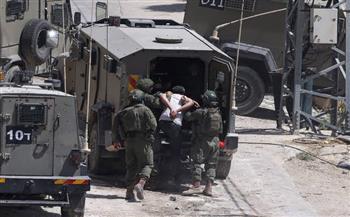 الاحتلال الإسرائيلي يعتقل 11 عاملًا في الخليل.. وإصابة 3 فلسطينيين جراء اعتداء للمستوطنين في رام الله 