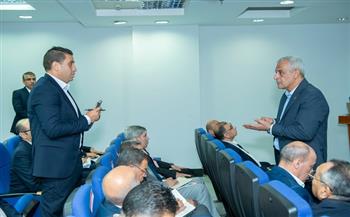 وزير الدولة للإنتاج الحربي يؤكد أهمية مواكبة التطورات التكنولوجية لإعداد كوادر علمية وفنية مؤهلة