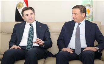 وزير الزراعة يلتقي نائب وزير الزراعة والغابات التركي والوفد المرافق له لبحث التعاون المشترك