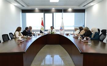 وزير الصحة يبحث التوسع في جراحات استبدال المفاصل باستخدام تقنية الروبوت