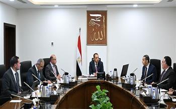 رئيس الوزراء يستعرض عددا من المقترحات لتطوير أداء البورصة المصرية وما حققته من إنجازات خلال الفترة الماضية