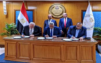 محافظ سوهاج يعلن توقيع بروتوكولًا لتشغيل مدرسة مياه الشرب والصرف الصحي للتكنولوجيا التطبيقية بحي الكوثر