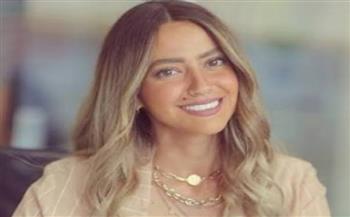 هند عبد الحليم تطرح «من أنا؟».. تفاصيل