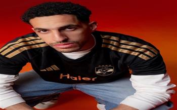 الأهلي يكشف عن القميص الثاني له في الموسم الجديد