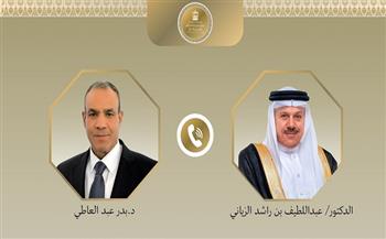 وزير الخارجية ونظيره البحريني يؤكدان أهمية مواصلة جهود خفض التصعيد واحتواء التوترات بالمنطقة