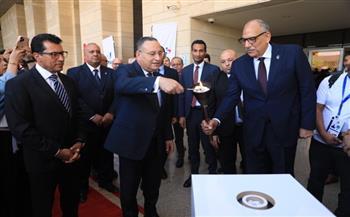وزير التعليم العالي يطلق شعلة دورة الألعاب الإفريقية الثانية عشرة للجامعات "القاهرة 2026"