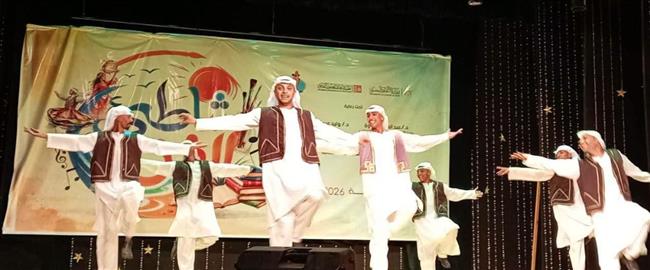 "إيقاعات شرقية" و"فلكلور سكندري" في "شاطئ الفن" بالغردقة 