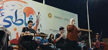 ليالي الطرب تتواصل على مسرح جمصة ضمن برنامج "شاطئ الفن"