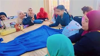 ورش التفصيل والخياطة تواصل فعالياتها بقصر ثقافة الزعيم جمال عبد الناصر بقرية بني مر