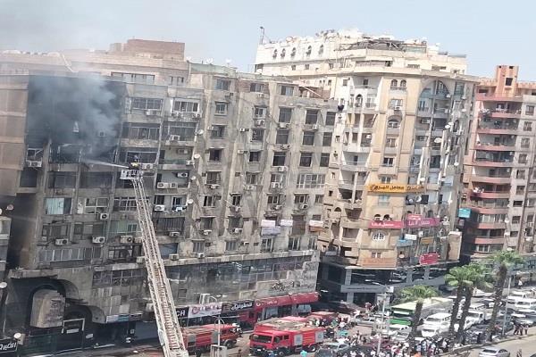حريق شقة فيصل.. المباحث تستمع لأقوال شهود العيان لكشف ملابسات الواقعة 