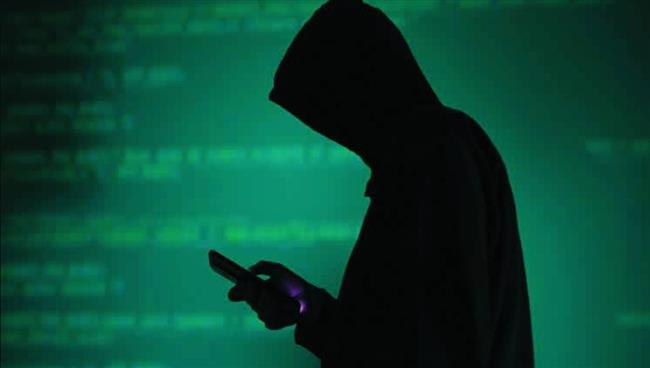 مشاعر الأمومة توقع مسنّة ألمانية في فخ عملية احتيال
