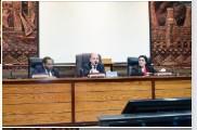 محافظ الغربية يبحث مؤشرات المبادرات الرئاسية وخطط تطوير القطاع الصحي بالمحافظة